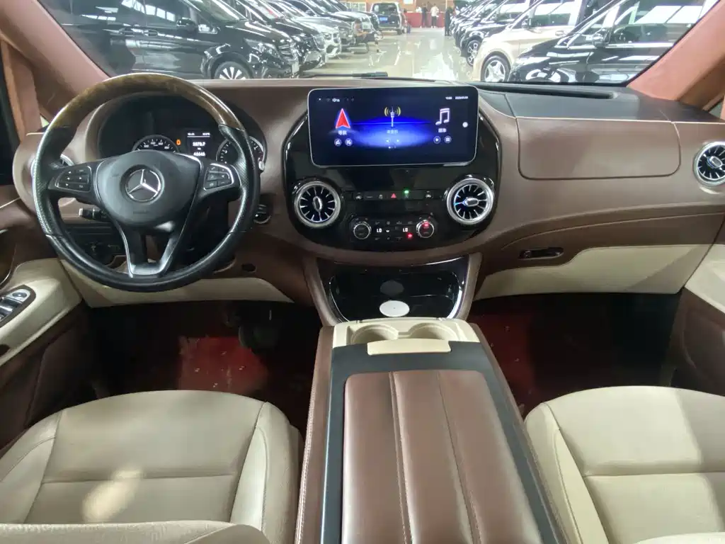 Mercedes-Benz Vito — фото 6