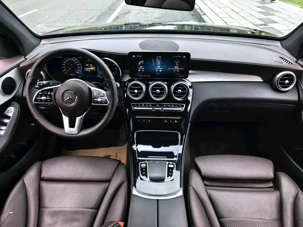 Mercedes-Benz GLC — фото 5