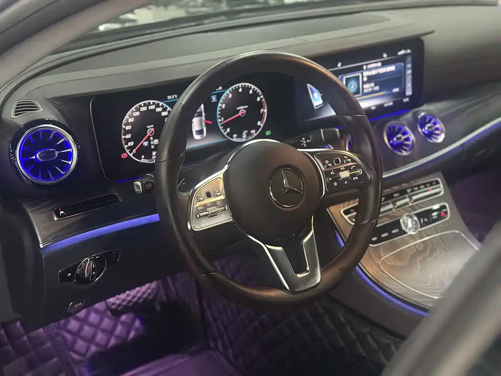Mercedes-Benz CLS — фото 9