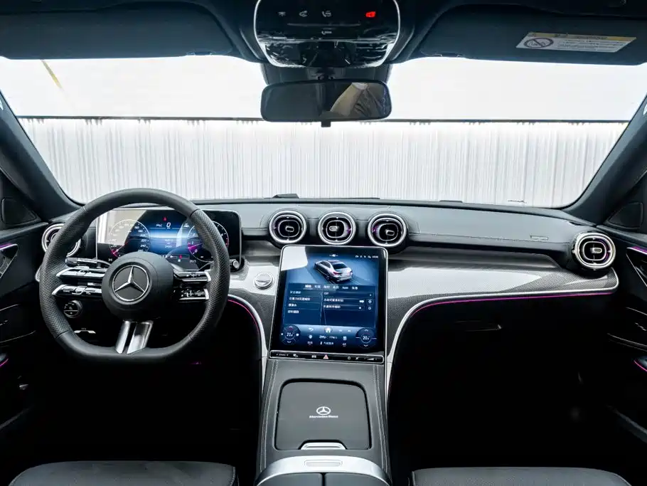 Mercedes-Benz C-Class — фото 15