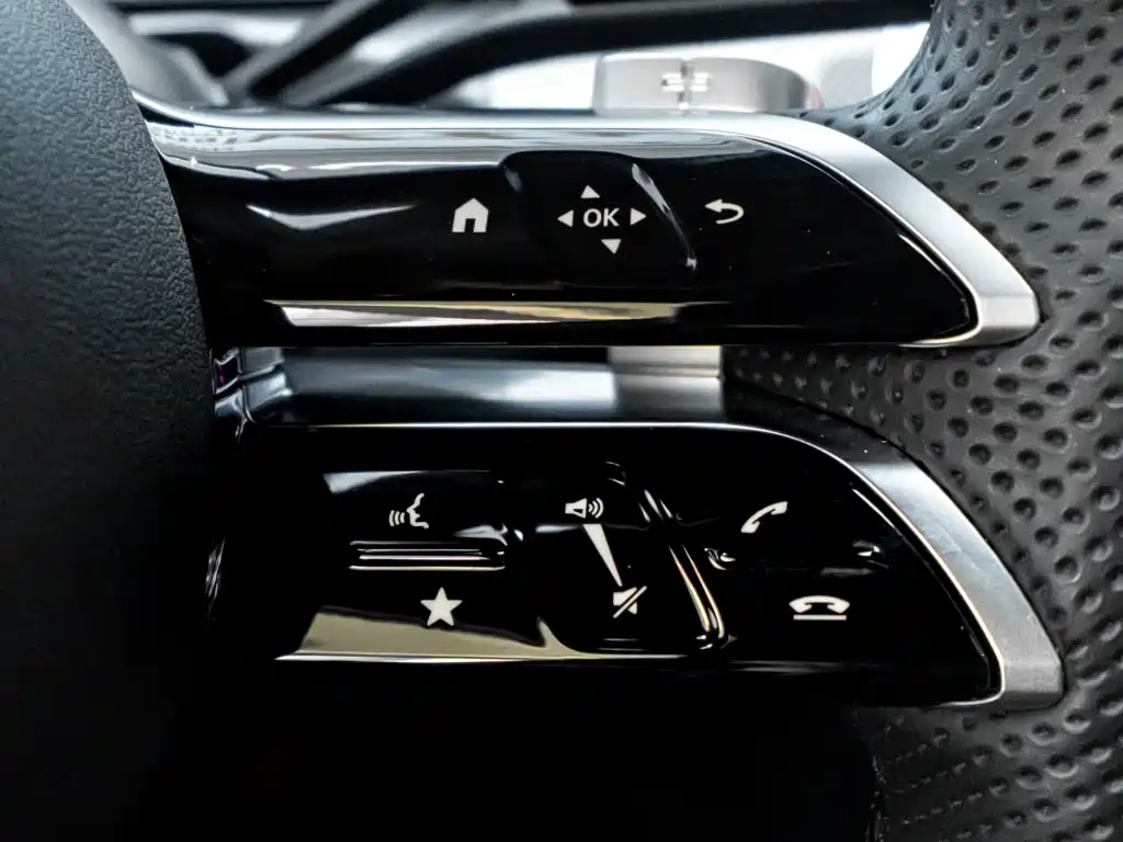 Mercedes-Benz C-Class — фото 18
