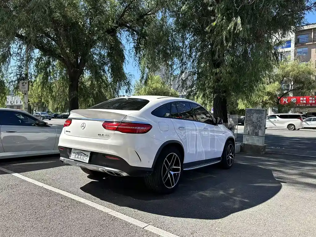 Mercedes-Benz GLE AMG — фото 3