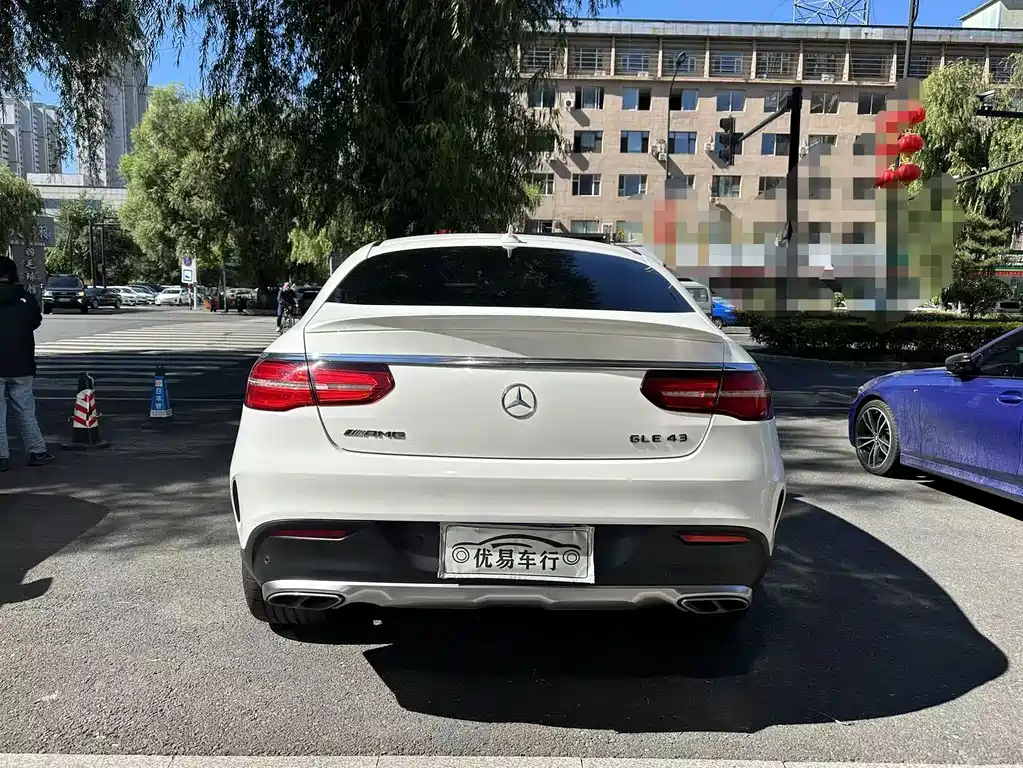 Mercedes-Benz GLE AMG — фото 5