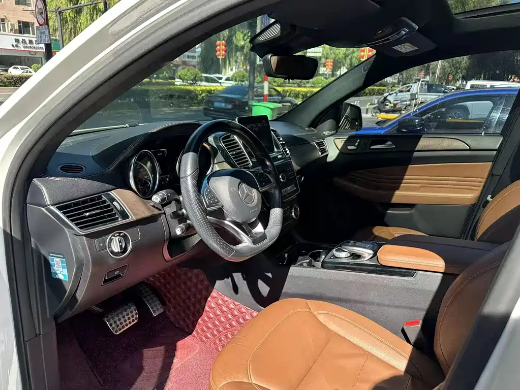 Mercedes-Benz GLE AMG — фото 8