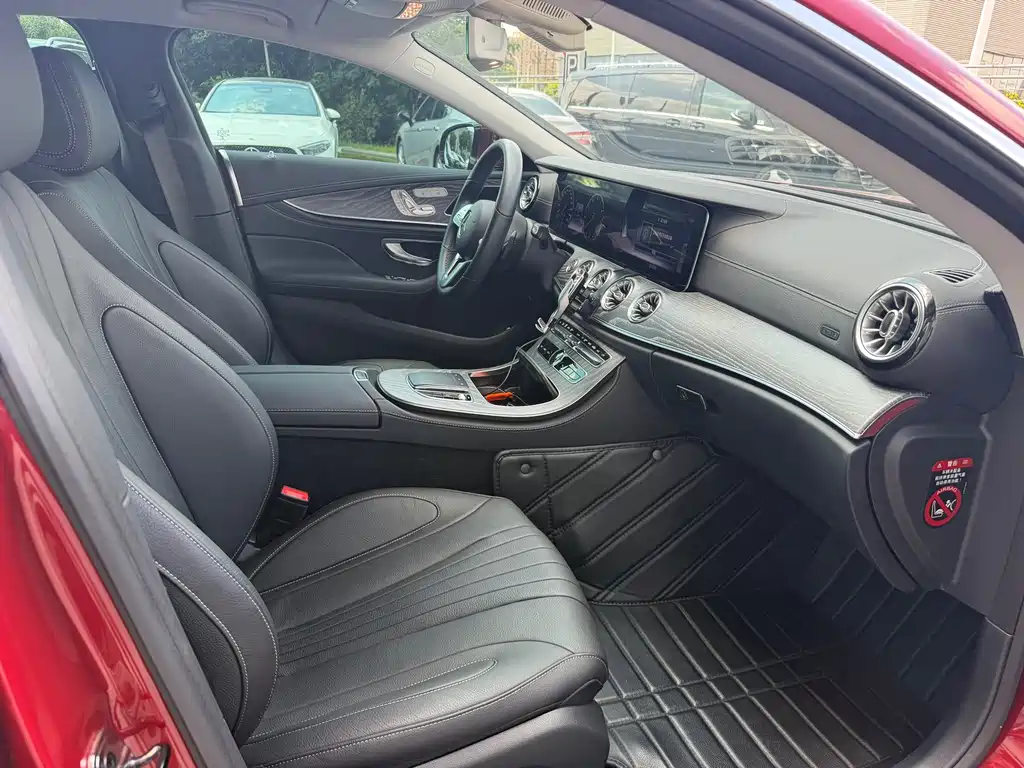 Mercedes-Benz CLS — фото 11