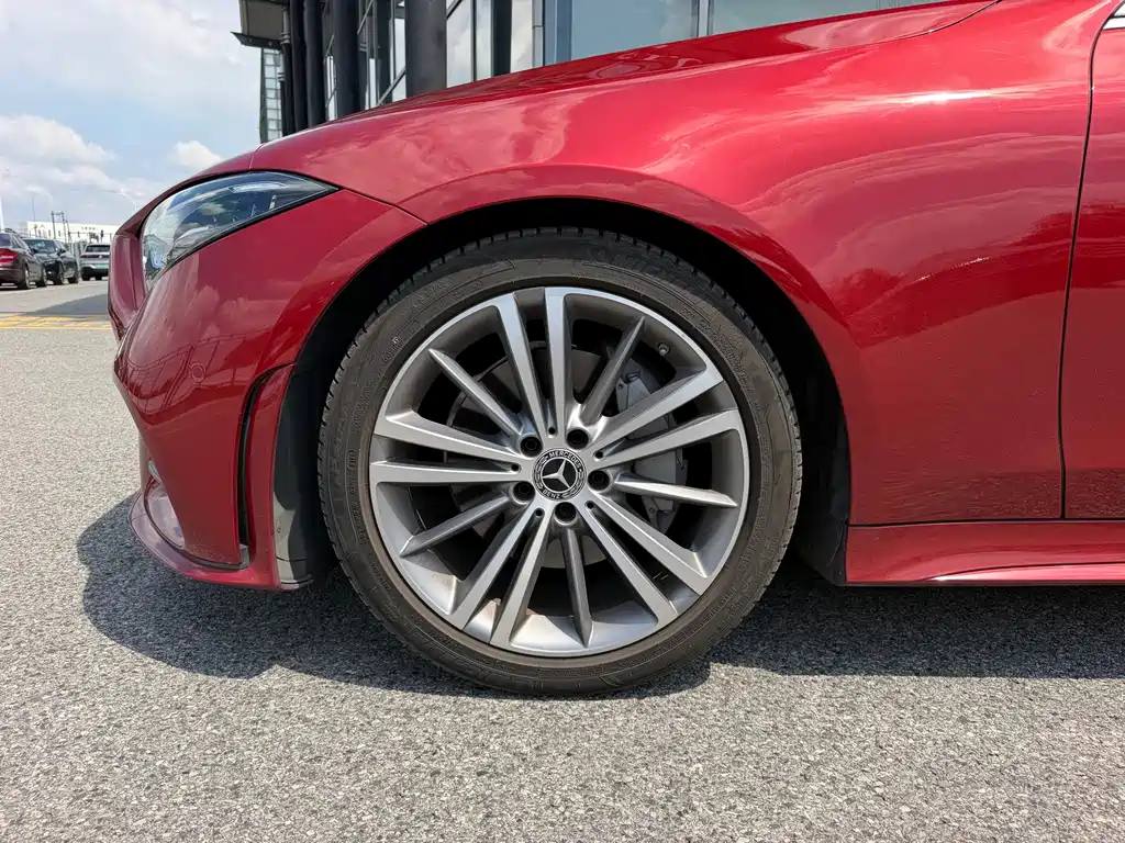Mercedes-Benz CLS — фото 9