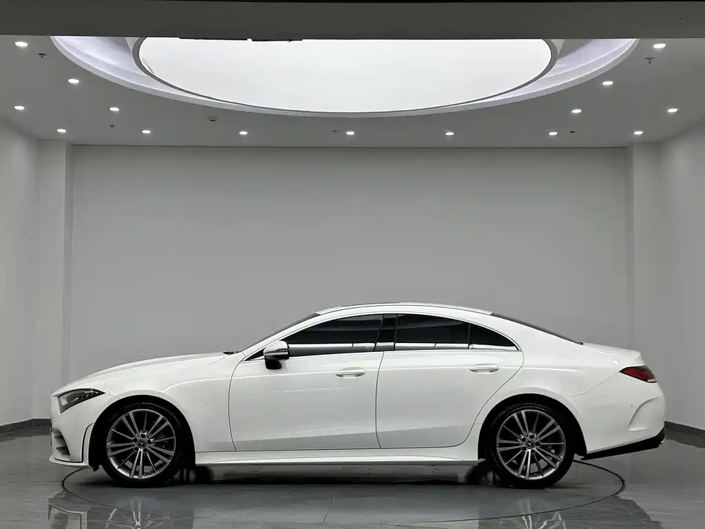 Mercedes-Benz CLS — фото 5