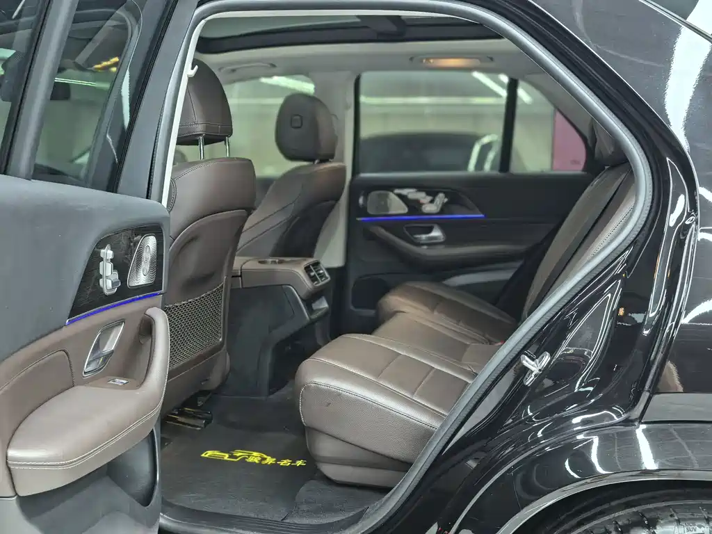 Mercedes-Benz GLE (Import) — фото 11