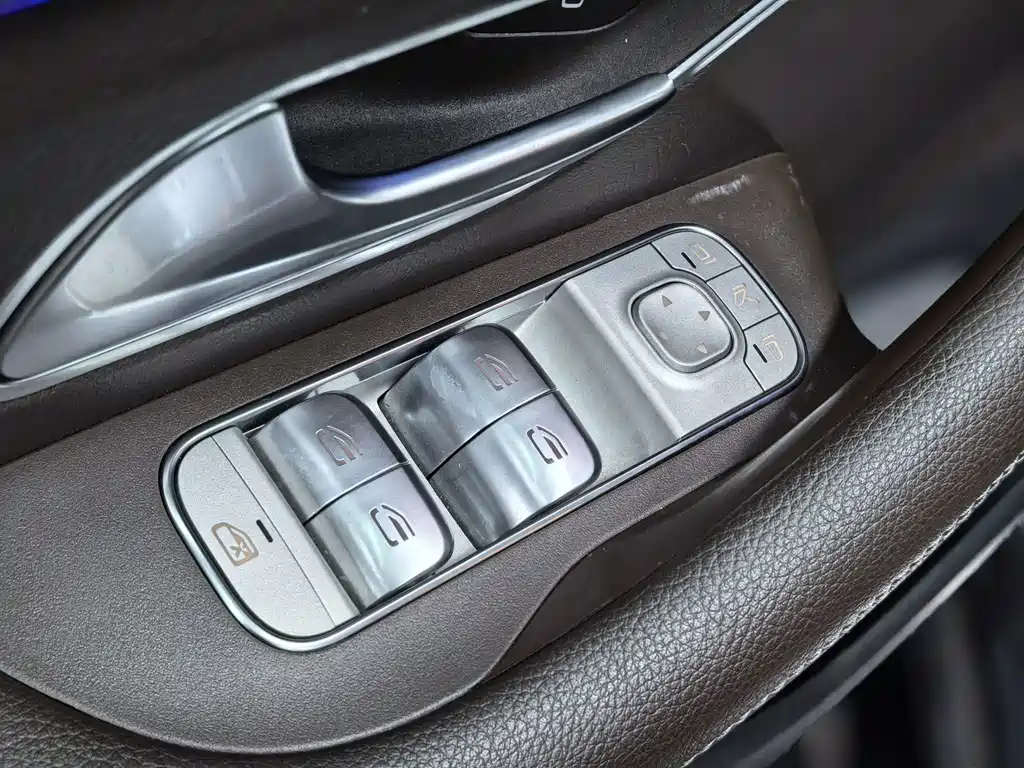 Mercedes-Benz GLE (Import) — фото 21