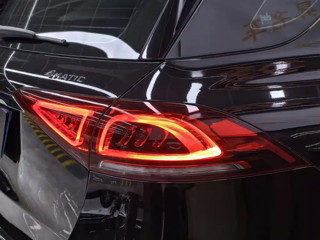 Mercedes-Benz GLE (Import) — фото 34
