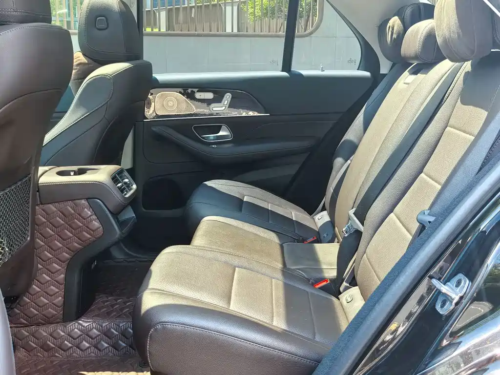 Mercedes-Benz GLE (Import) — фото 10