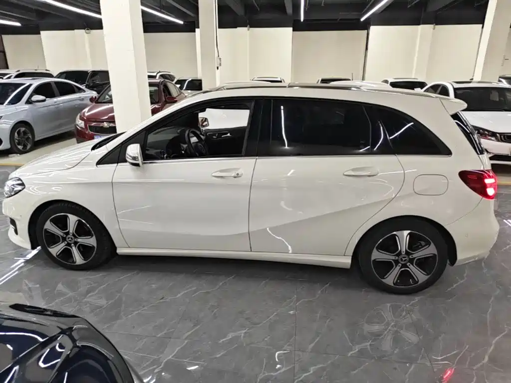 Mercedes-Benz B-Class — фото 4
