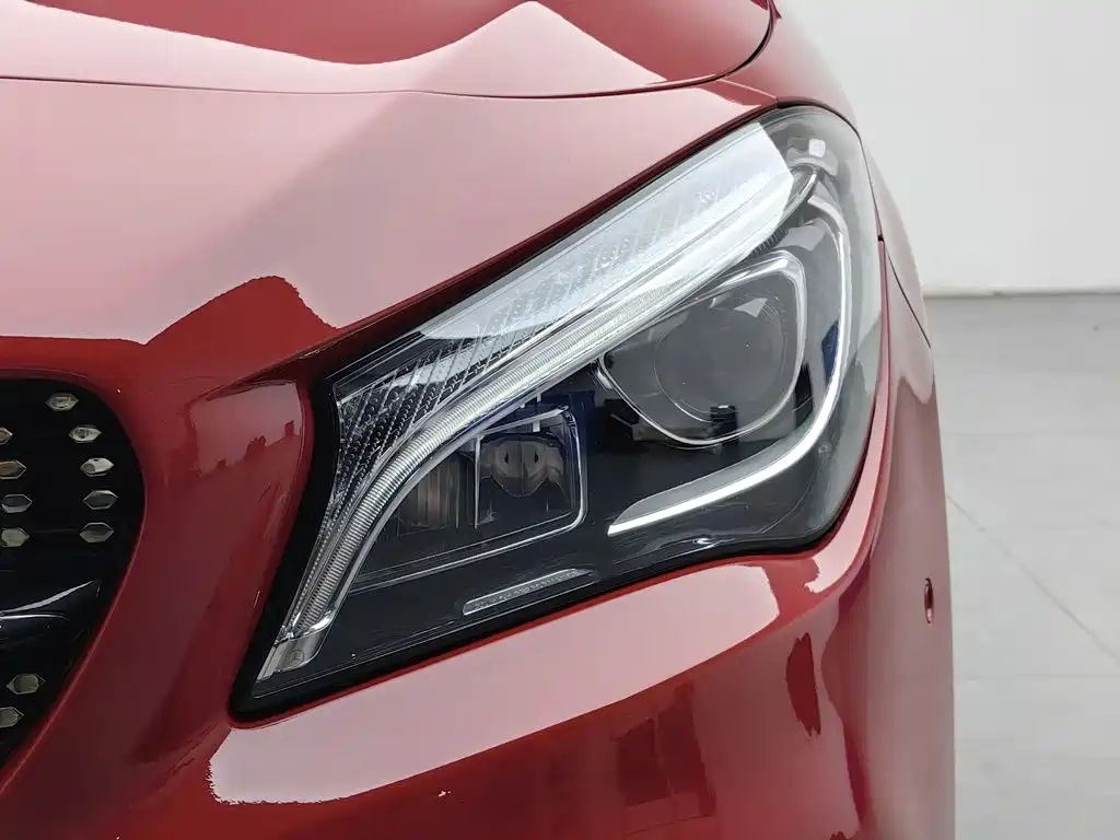 Mercedes-Benz CLA (Import) — фото 7
