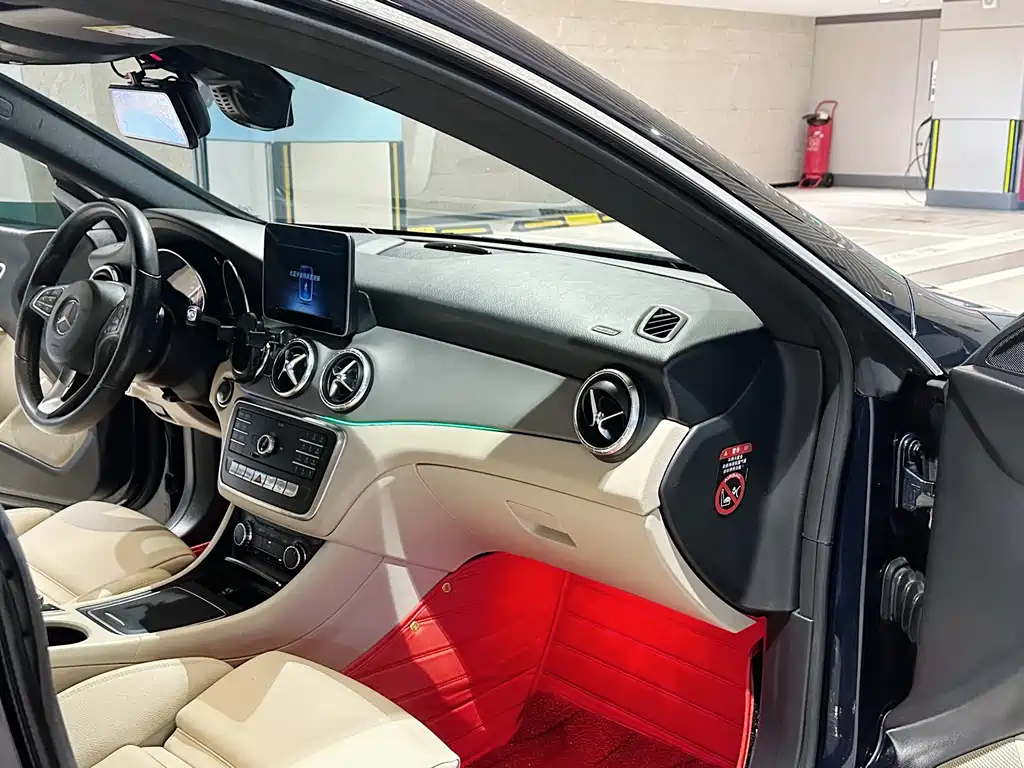 Mercedes-Benz CLA (Import) — фото 11