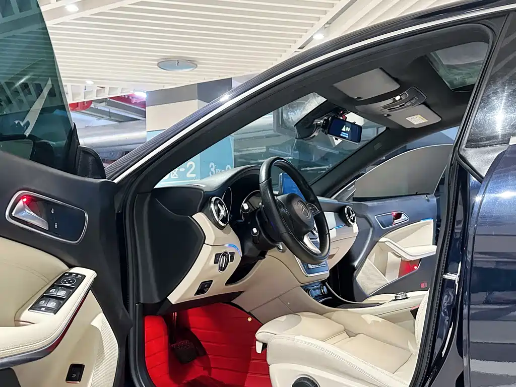 Mercedes-Benz CLA (Import) — фото 8