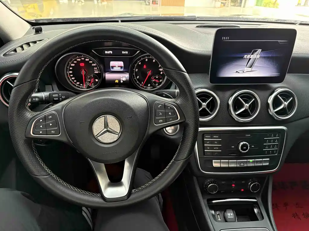 Mercedes-Benz GLA — фото 5