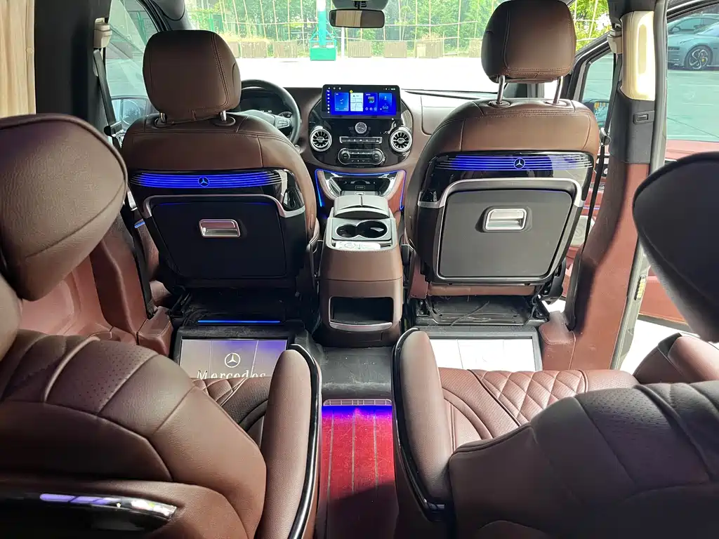 Mercedes-Benz Vito — фото 10
