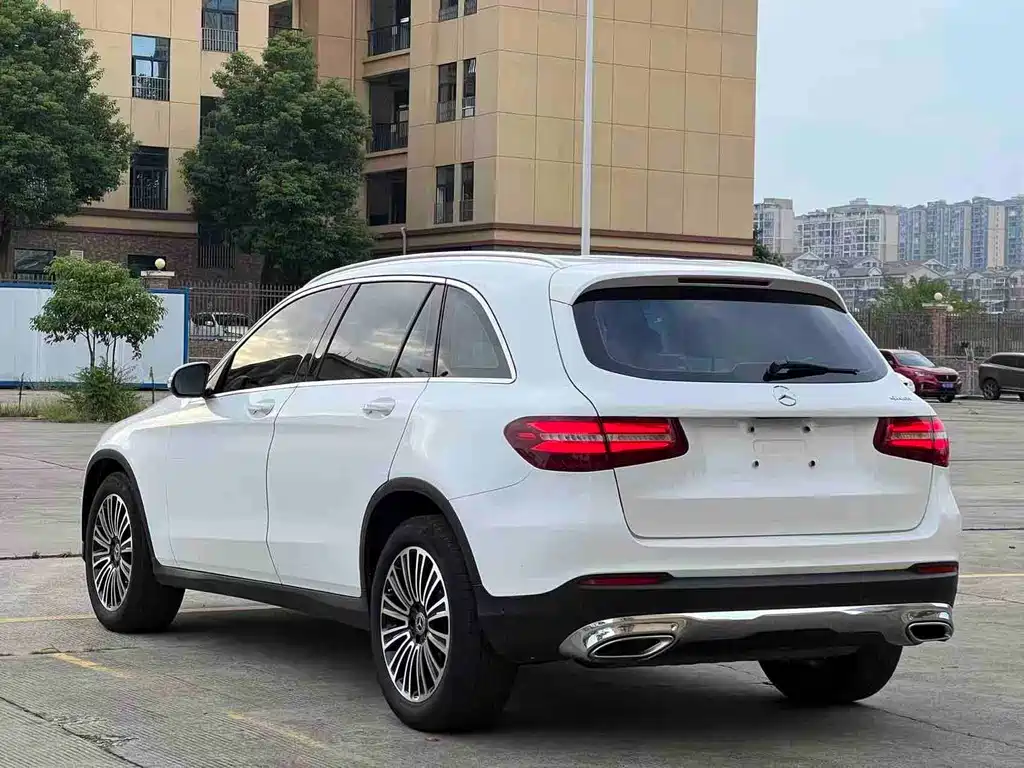 Mercedes-Benz GLC — фото 6