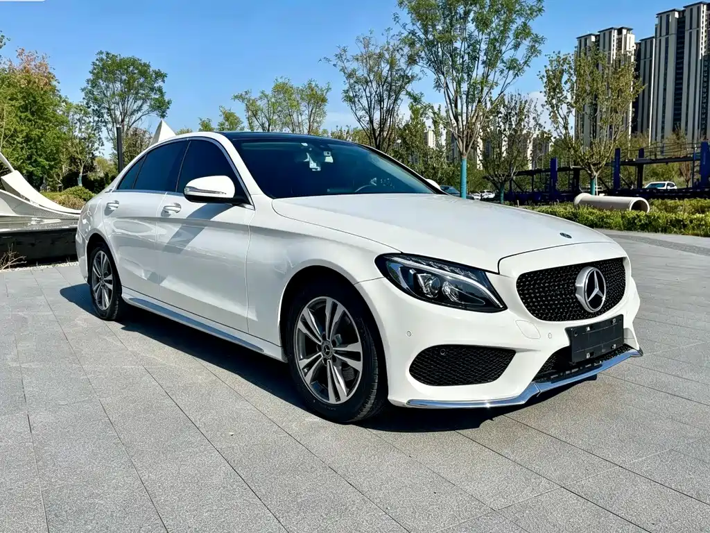 Mercedes-Benz C-Class — фото 3