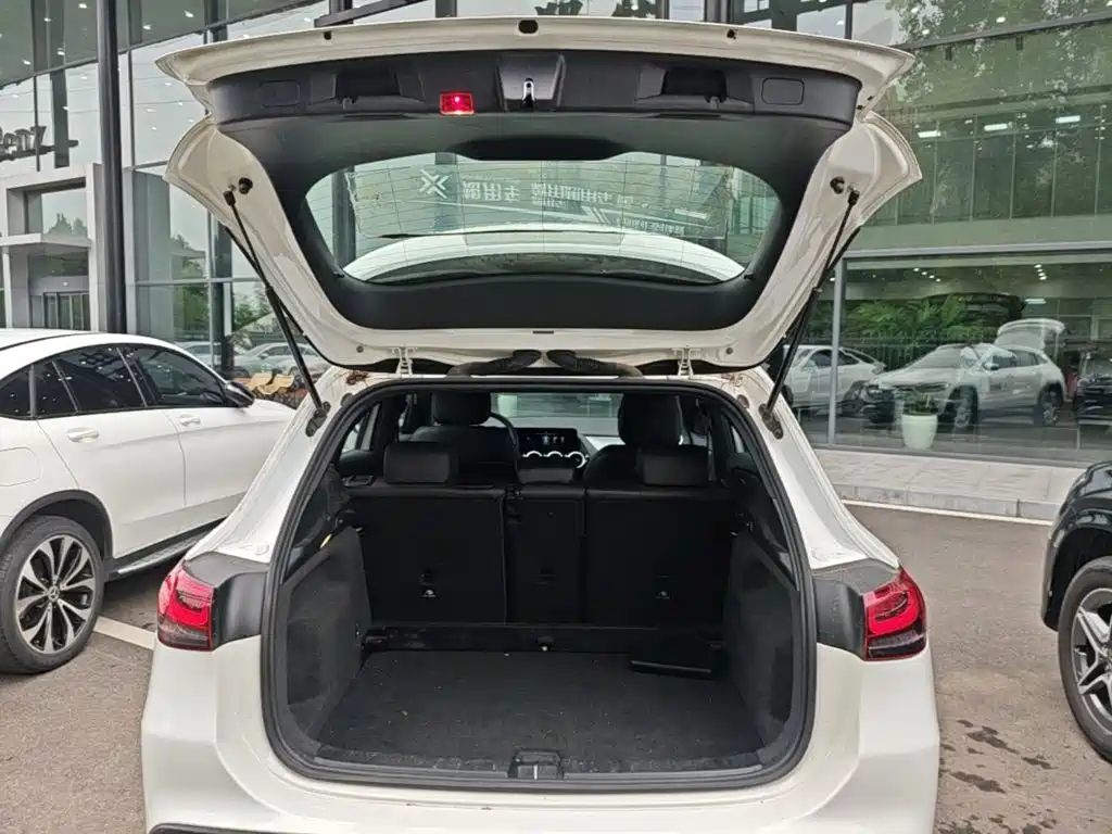 Mercedes-Benz GLA — фото 19