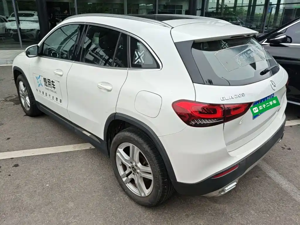 Mercedes-Benz GLA — фото 5