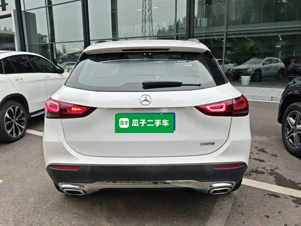 Mercedes-Benz GLA — фото 6