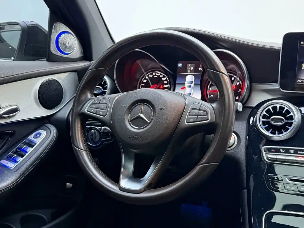 Mercedes-Benz GLC Coupe — фото 10