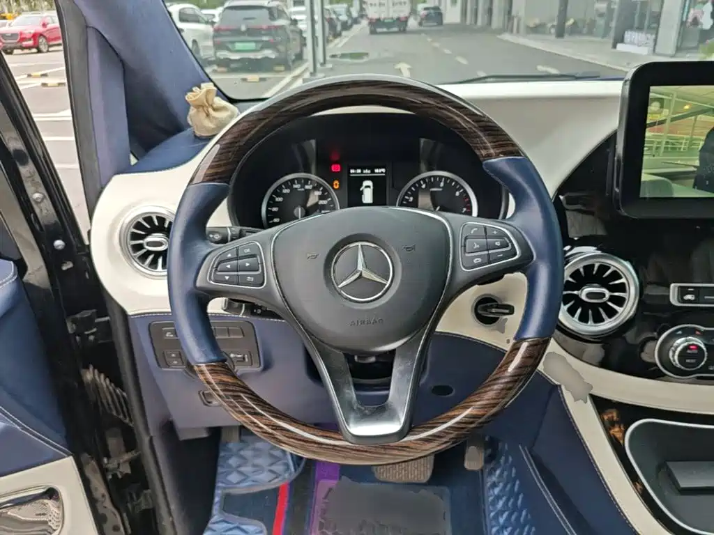 Mercedes-Benz Vito — фото 11