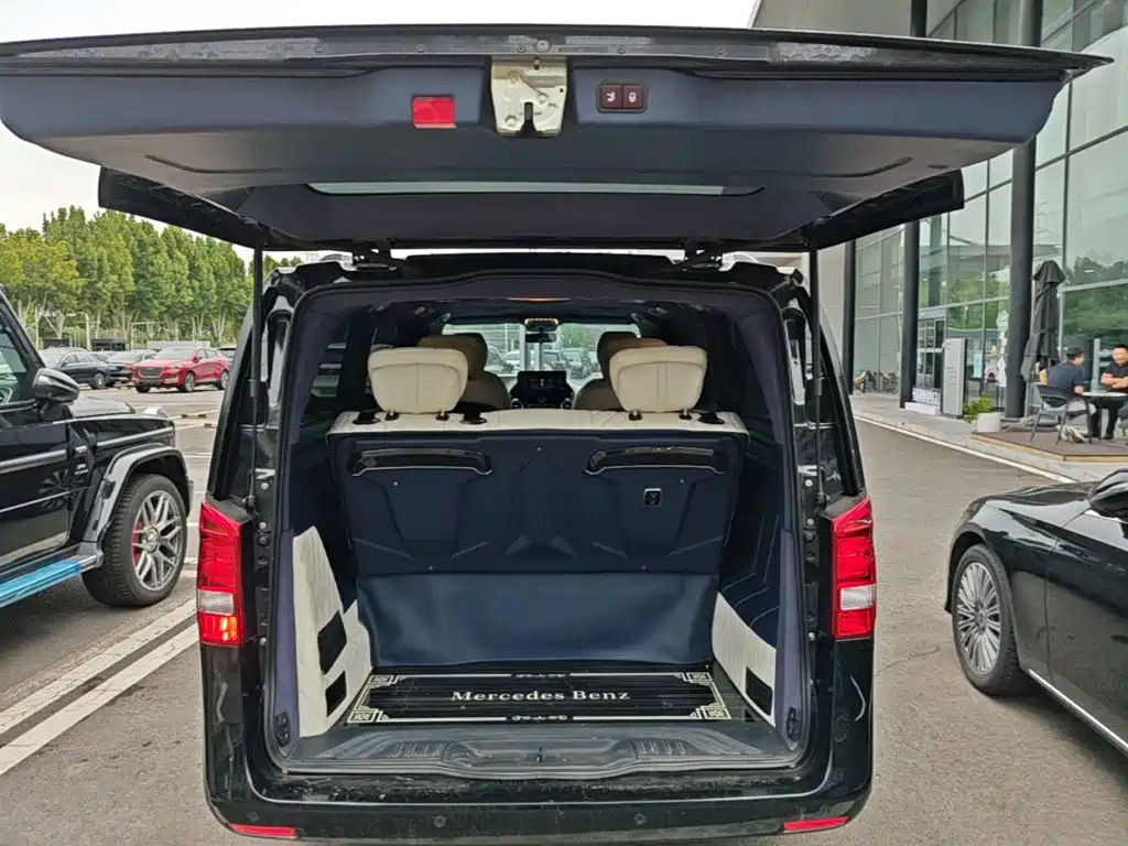 Mercedes-Benz Vito — фото 19