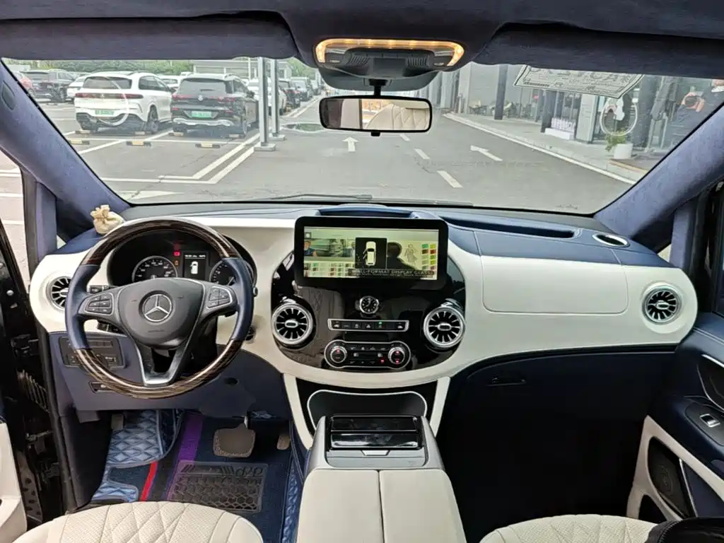 Mercedes-Benz Vito — фото 10