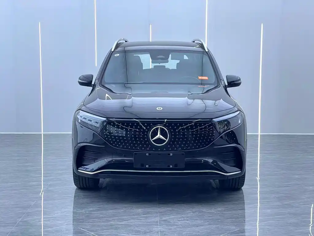 Mercedes-Benz EQB — фото 2
