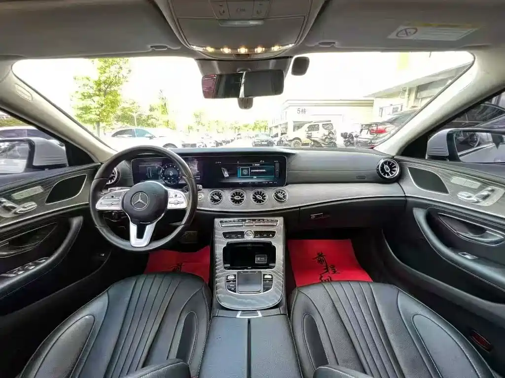 Mercedes-Benz CLS — фото 5