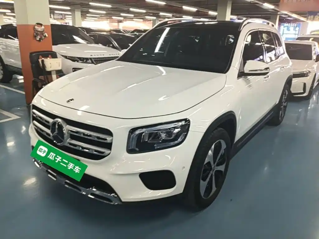 Mercedes-Benz GLB — фото 2
