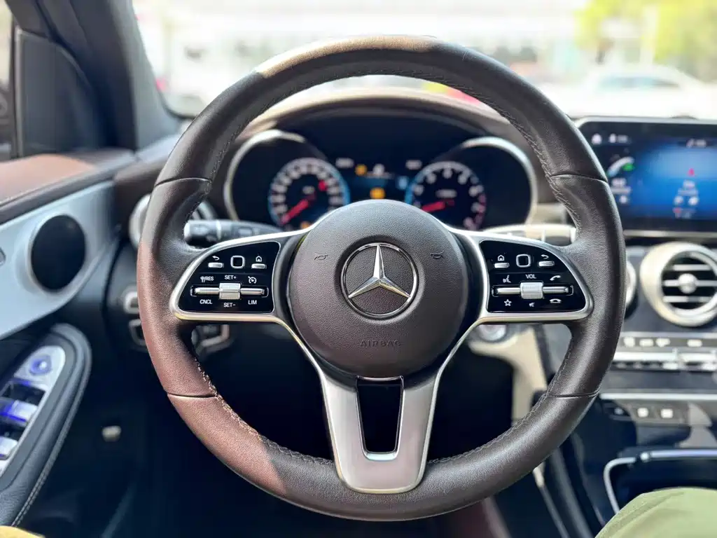 Mercedes-Benz GLC — фото 11