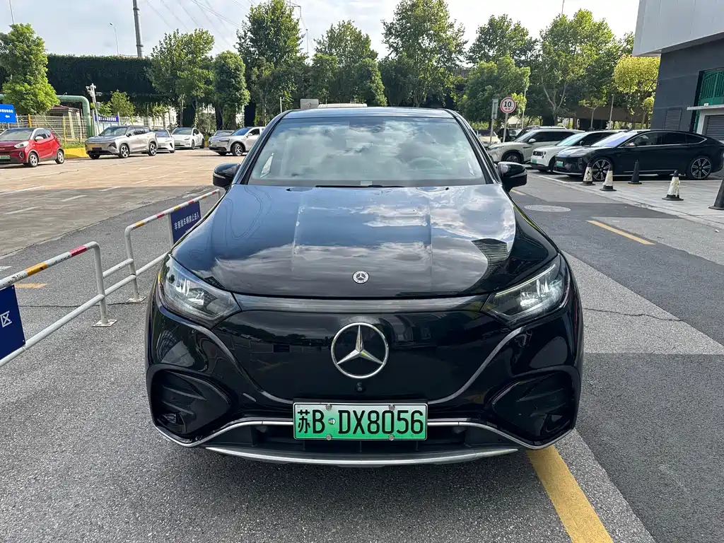 Mercedes-Benz EQE SUV — фото 2