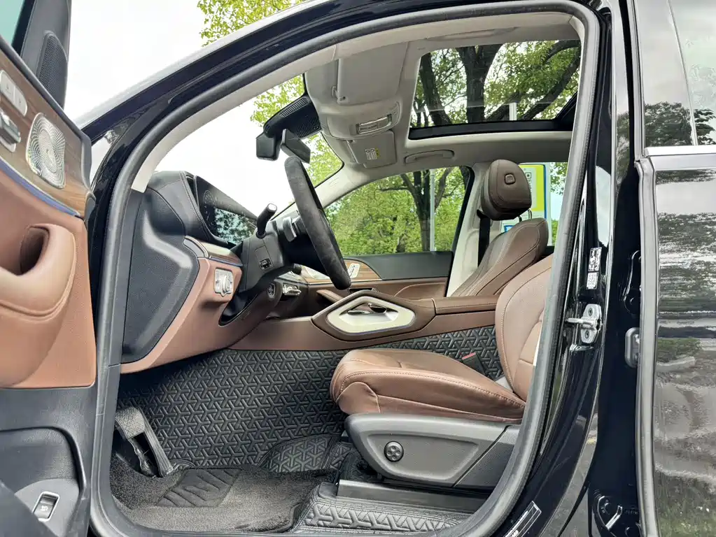 Mercedes-Benz GLE (Import) — фото 11