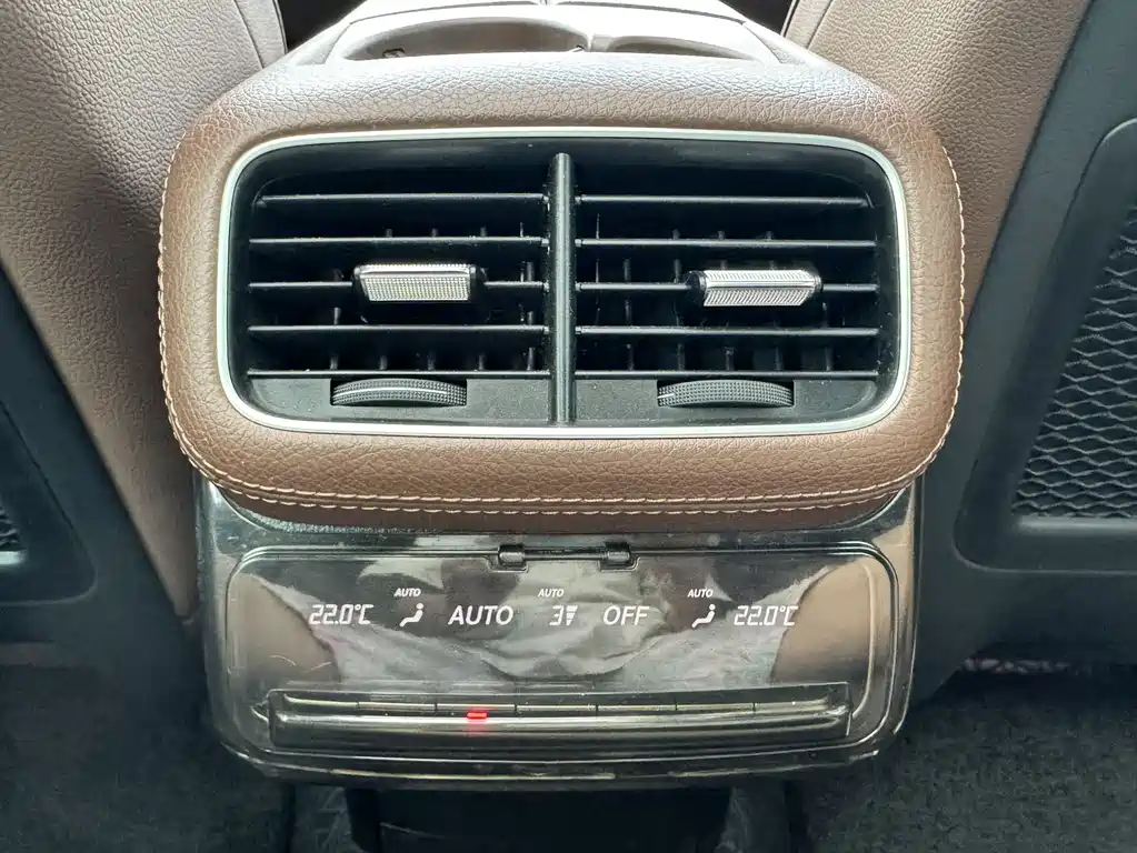 Mercedes-Benz GLE (Import) — фото 15