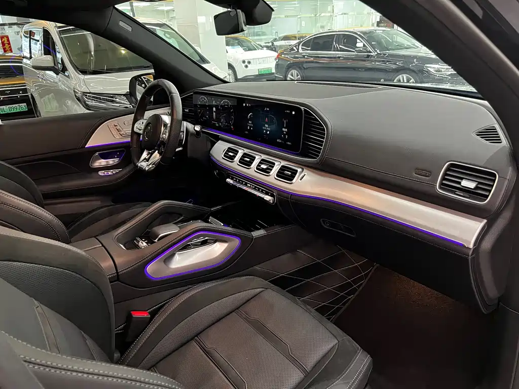 Mercedes-Benz GLE AMG — фото 11