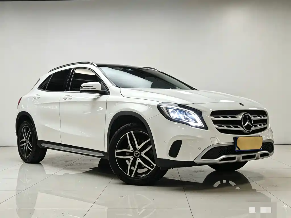 Mercedes-Benz GLA — фото 3