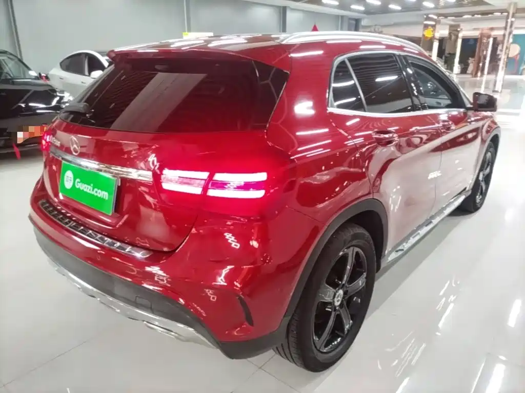 Mercedes-Benz GLA — фото 7