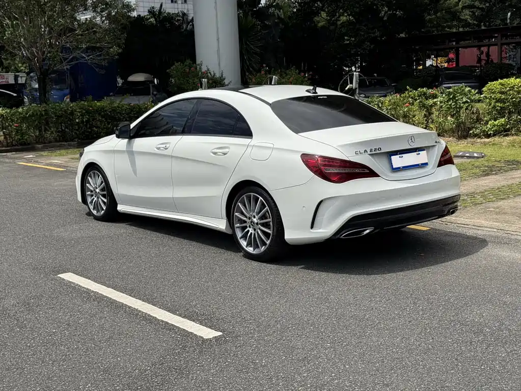 Mercedes-Benz CLA (Import) — фото 10