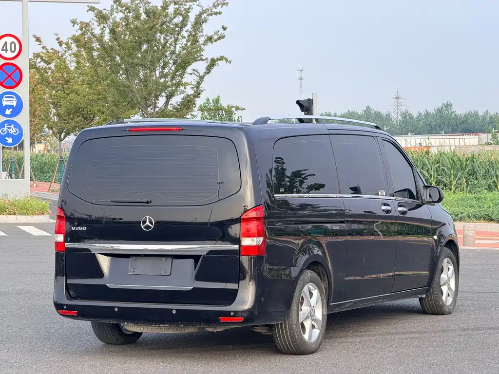 Mercedes-Benz Vito — фото 7