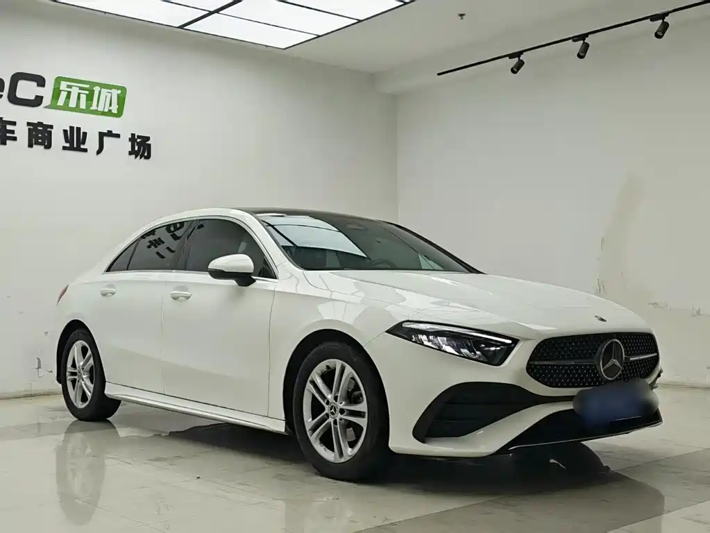 Mercedes-Benz A-Class — фото 3