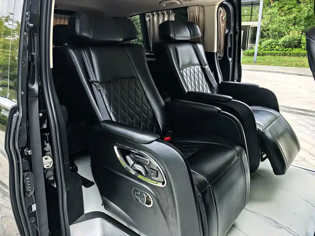 Mercedes-Benz Vito — фото 15