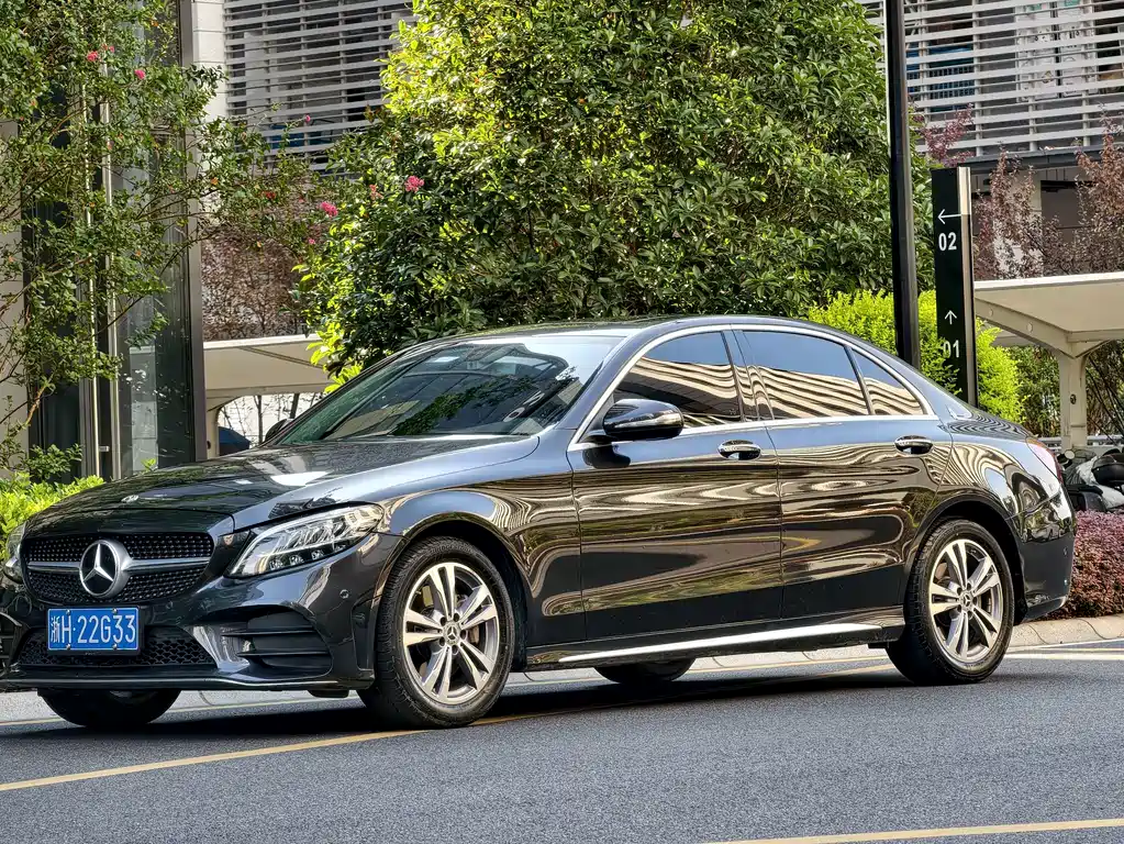 Mercedes-Benz C-Class — фото 6