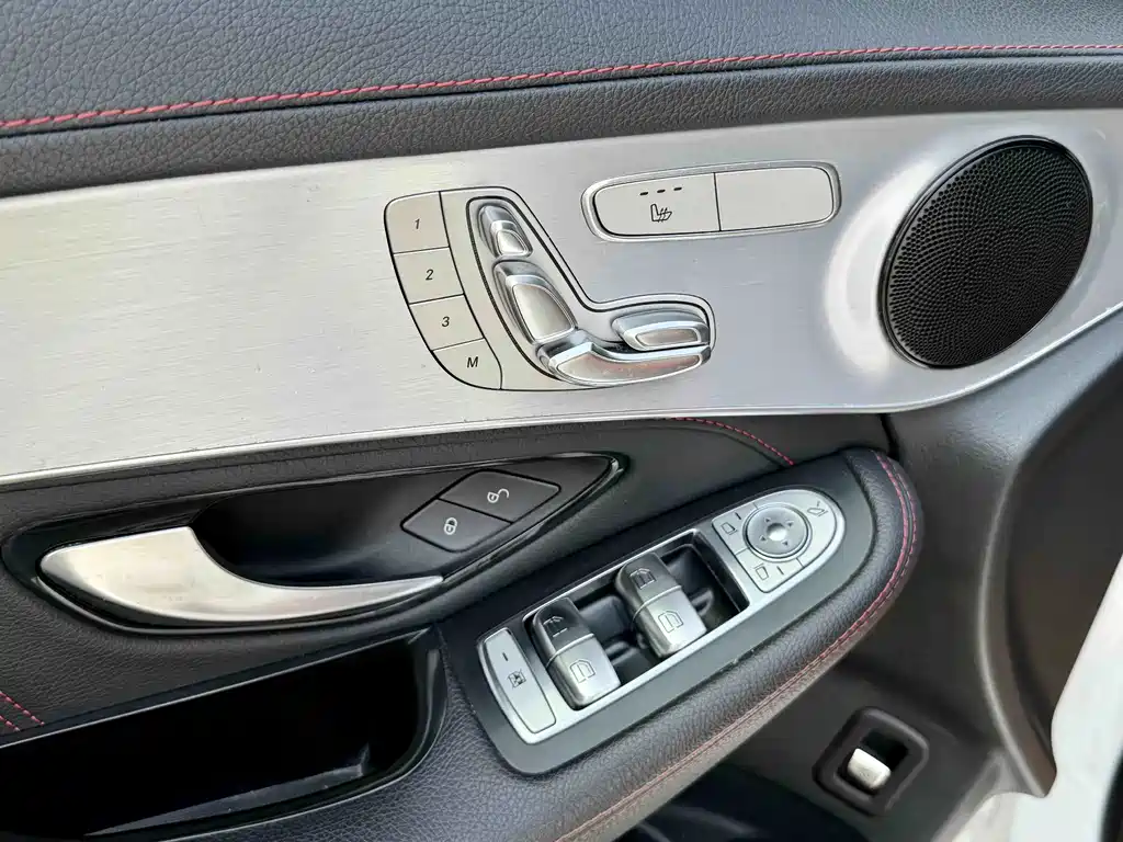 Mercedes-Benz GLC AMG — фото 17