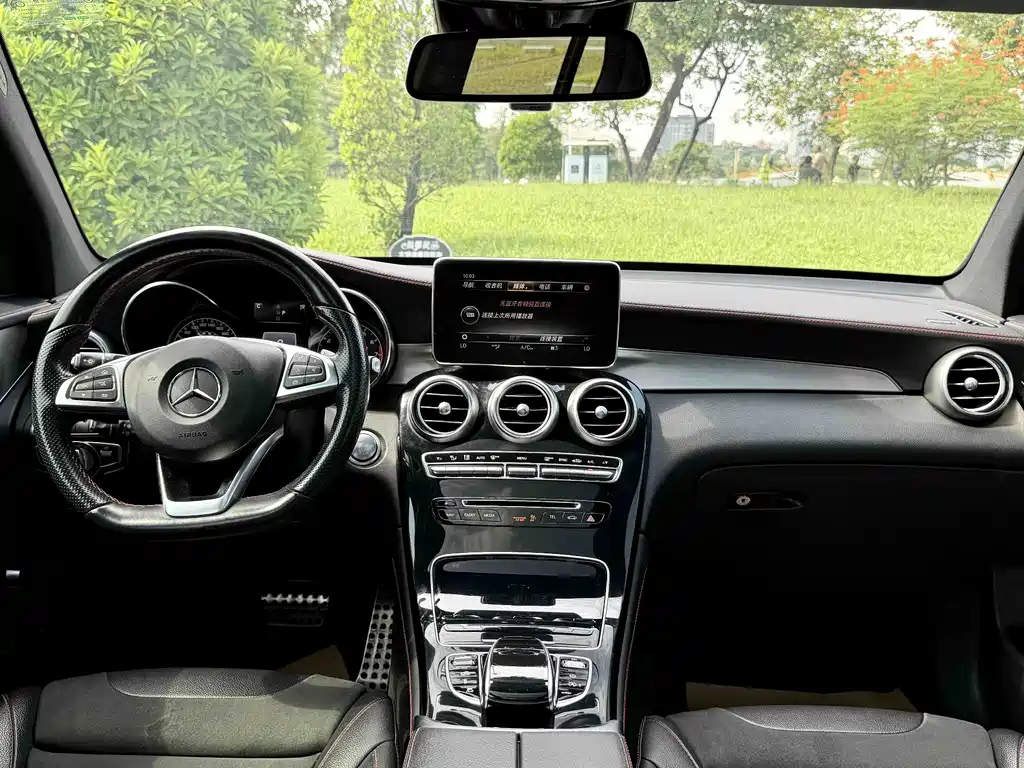 Mercedes-Benz GLC AMG — фото 9