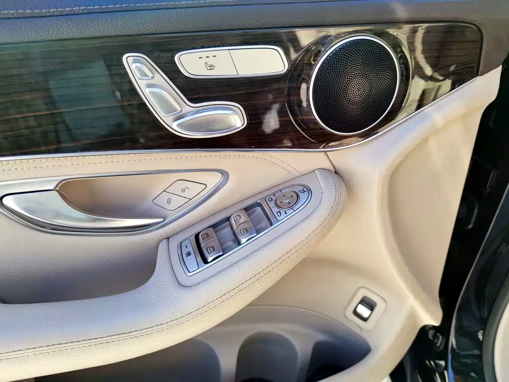 Mercedes-Benz GLC — фото 15