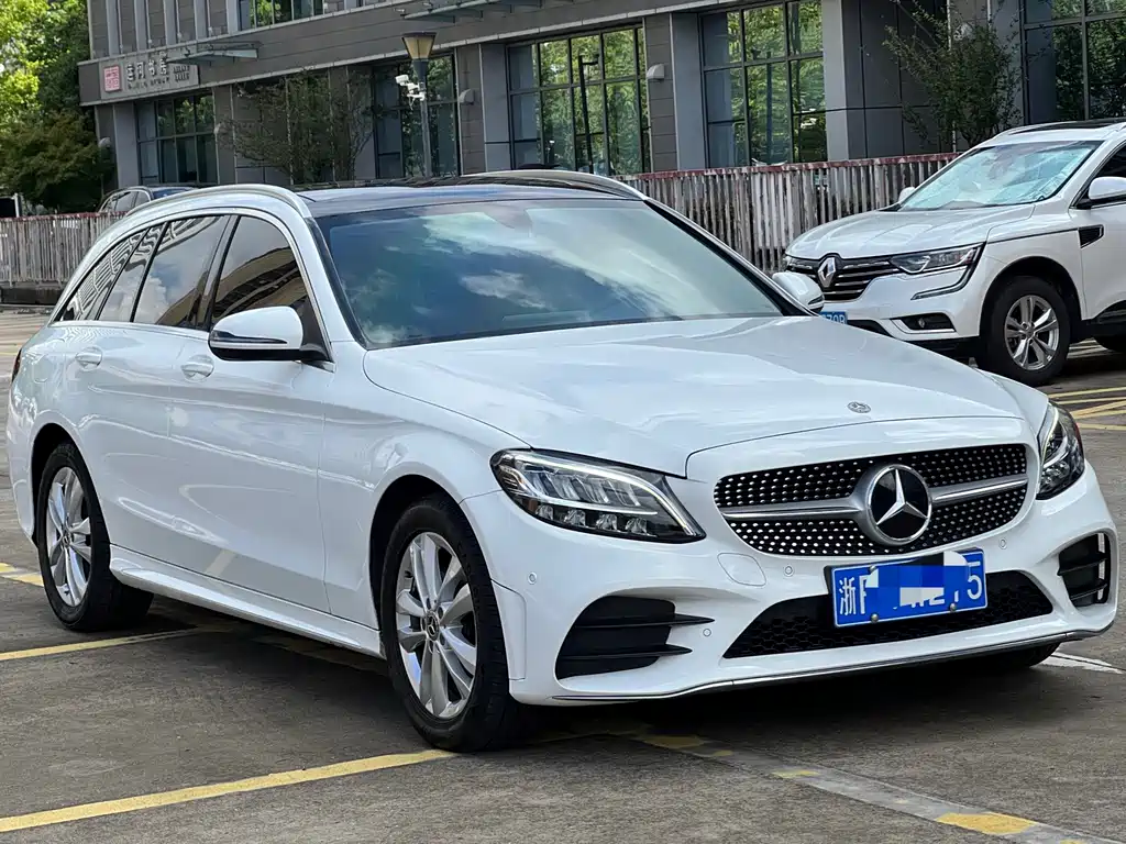 Mercedes-Benz C-Class (Import) — фото 2