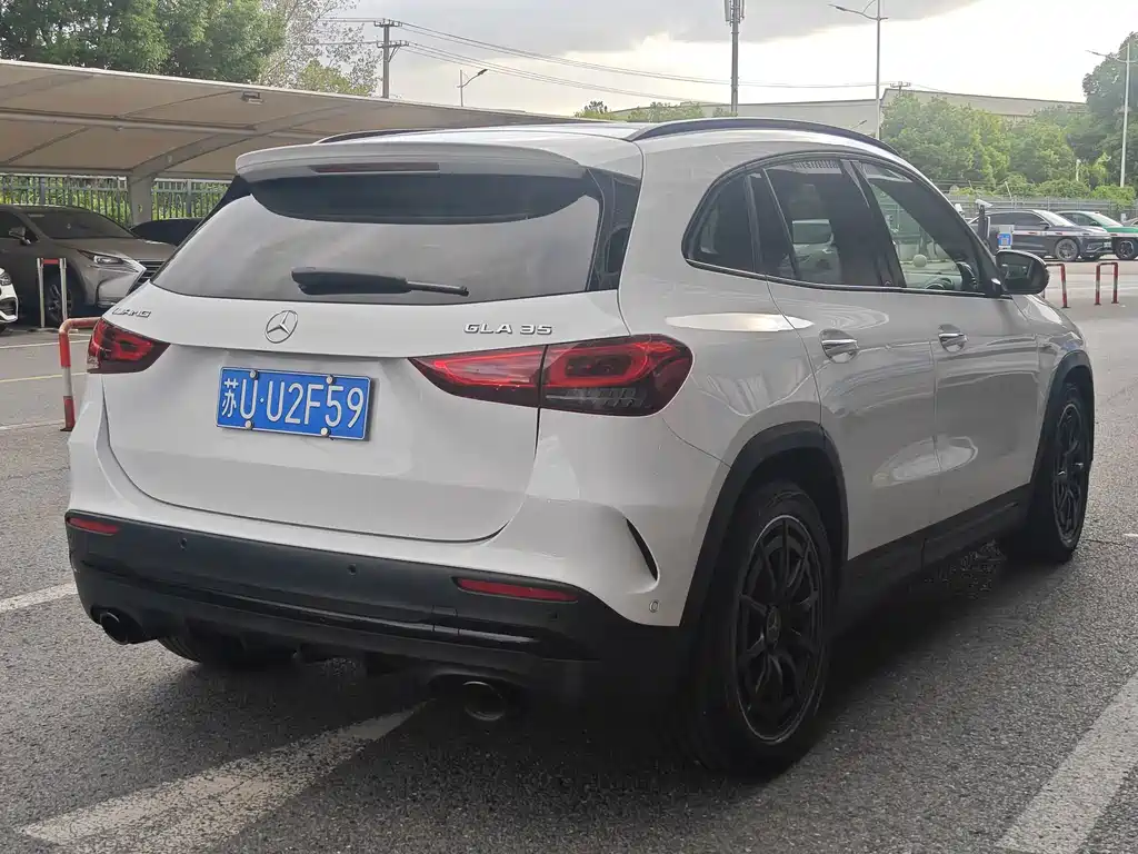 Mercedes-Benz GLA AMG — фото 11